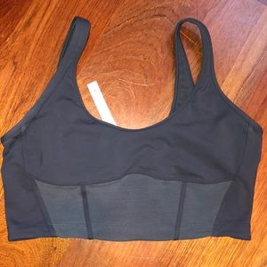 Lululemon rejuvenate sports bra size 10